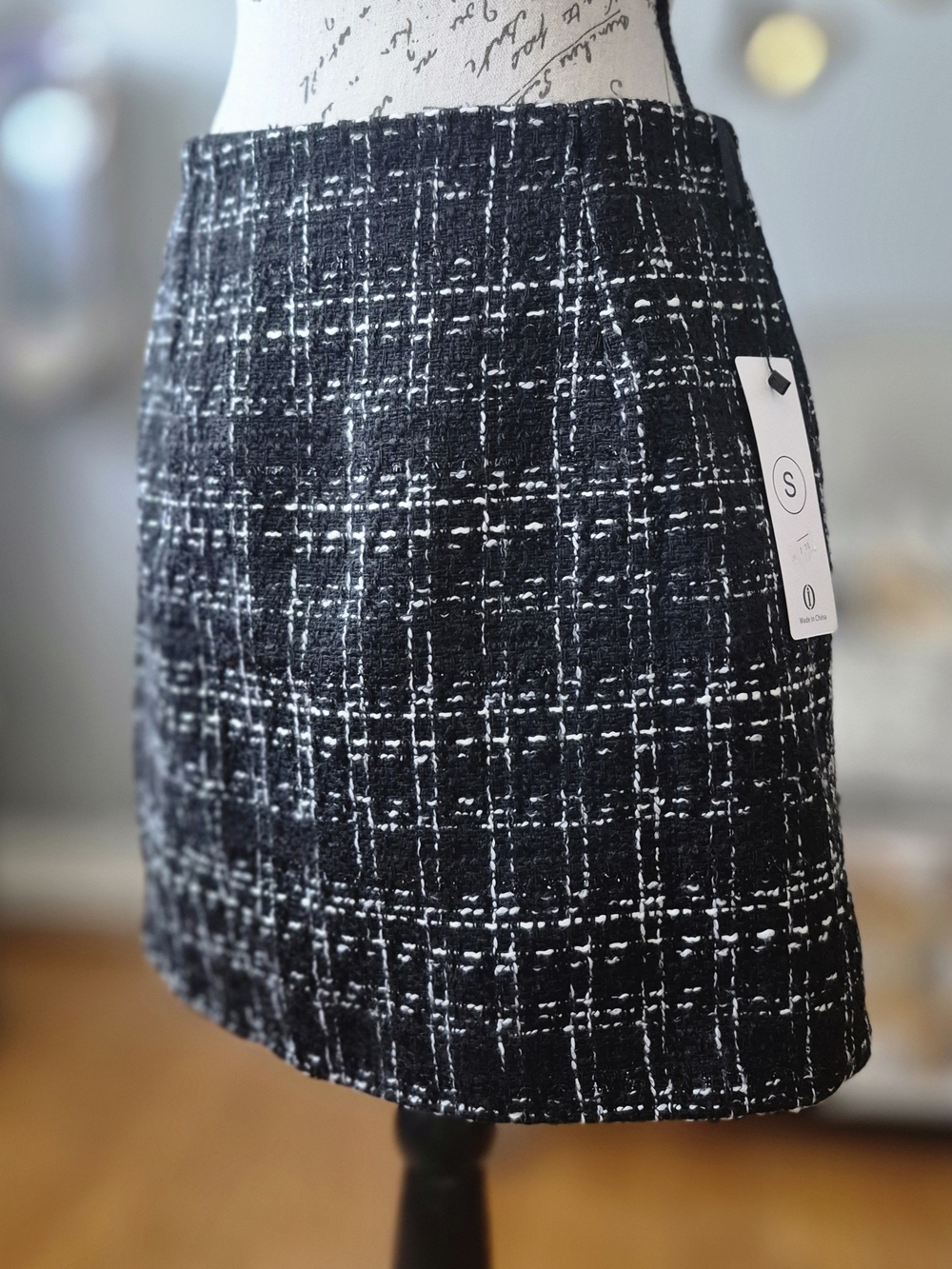 NWT Preppy Black & White Tweed Mini Skirt Small